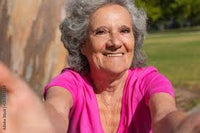 Margaret L. · Multi-position sleeper · Arthritis patient · Bristol, UK